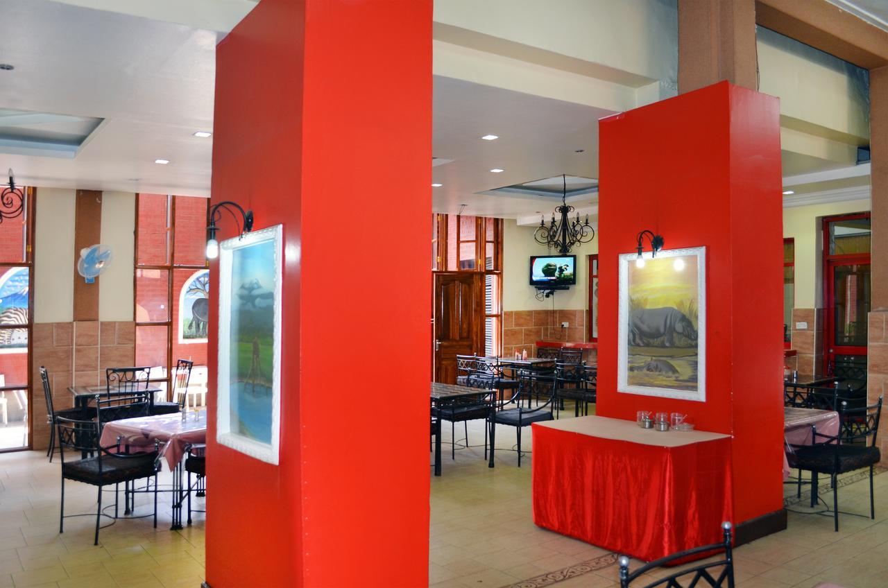 阿鲁沙纳兹酒店 Nkoanrua 外观 照片